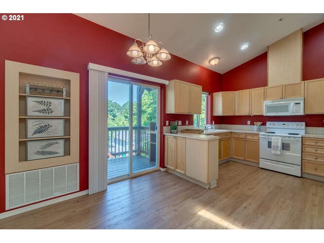 121st Ave, Vancouver, WA 98682 #1