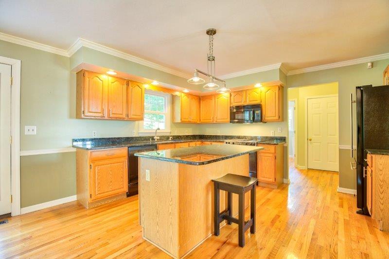 Woodfield Ln, Winchester, VA 22602 #1