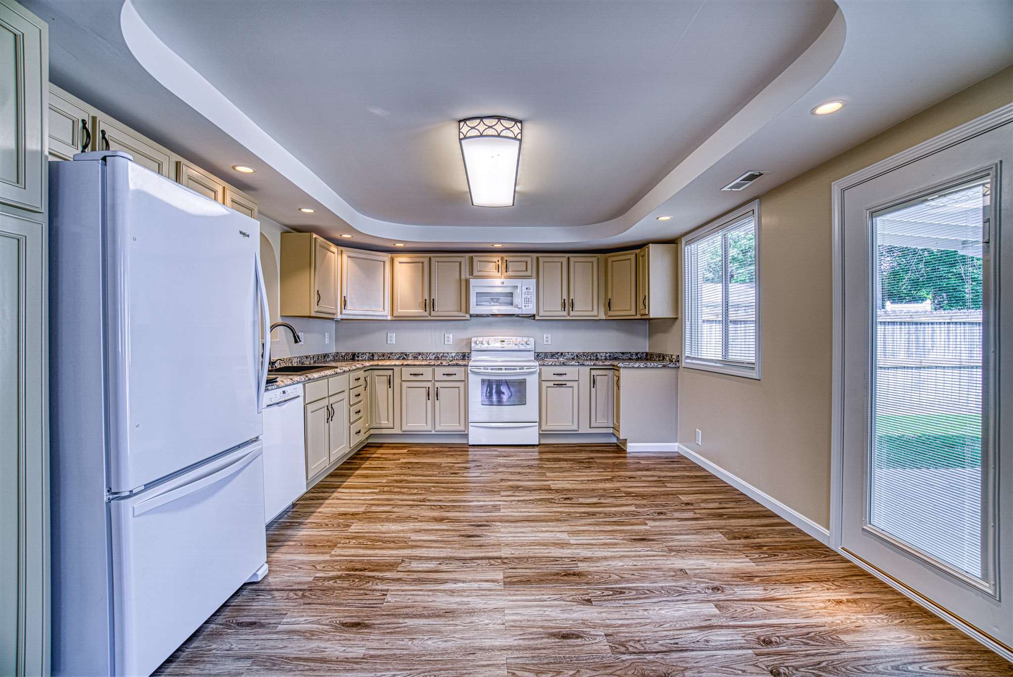 Sweetser Ave, Evansville, IN 47714