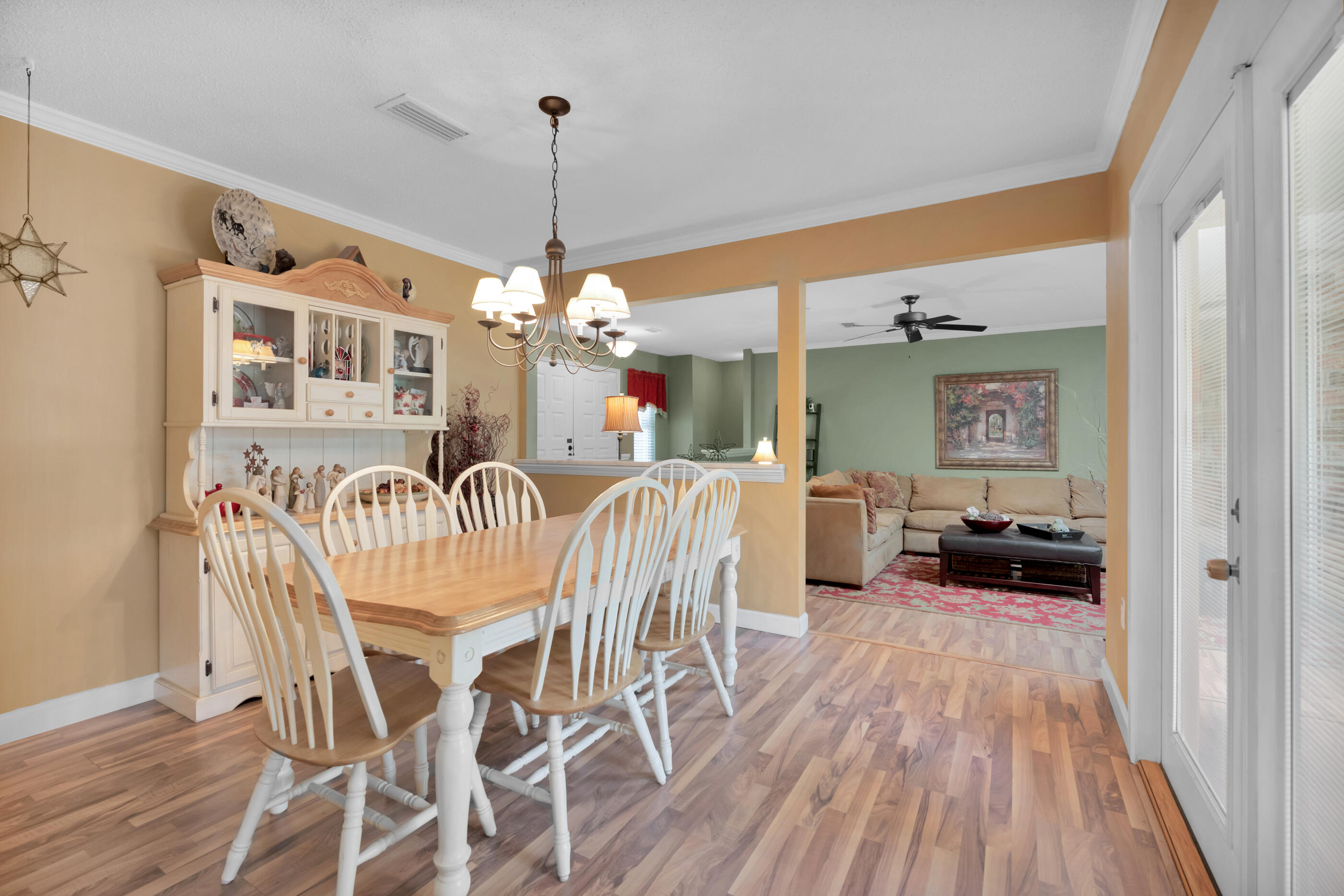 Brian Cir, Mary Esther, FL 32569