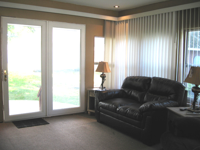 Oak St, Toluca, IL 61369