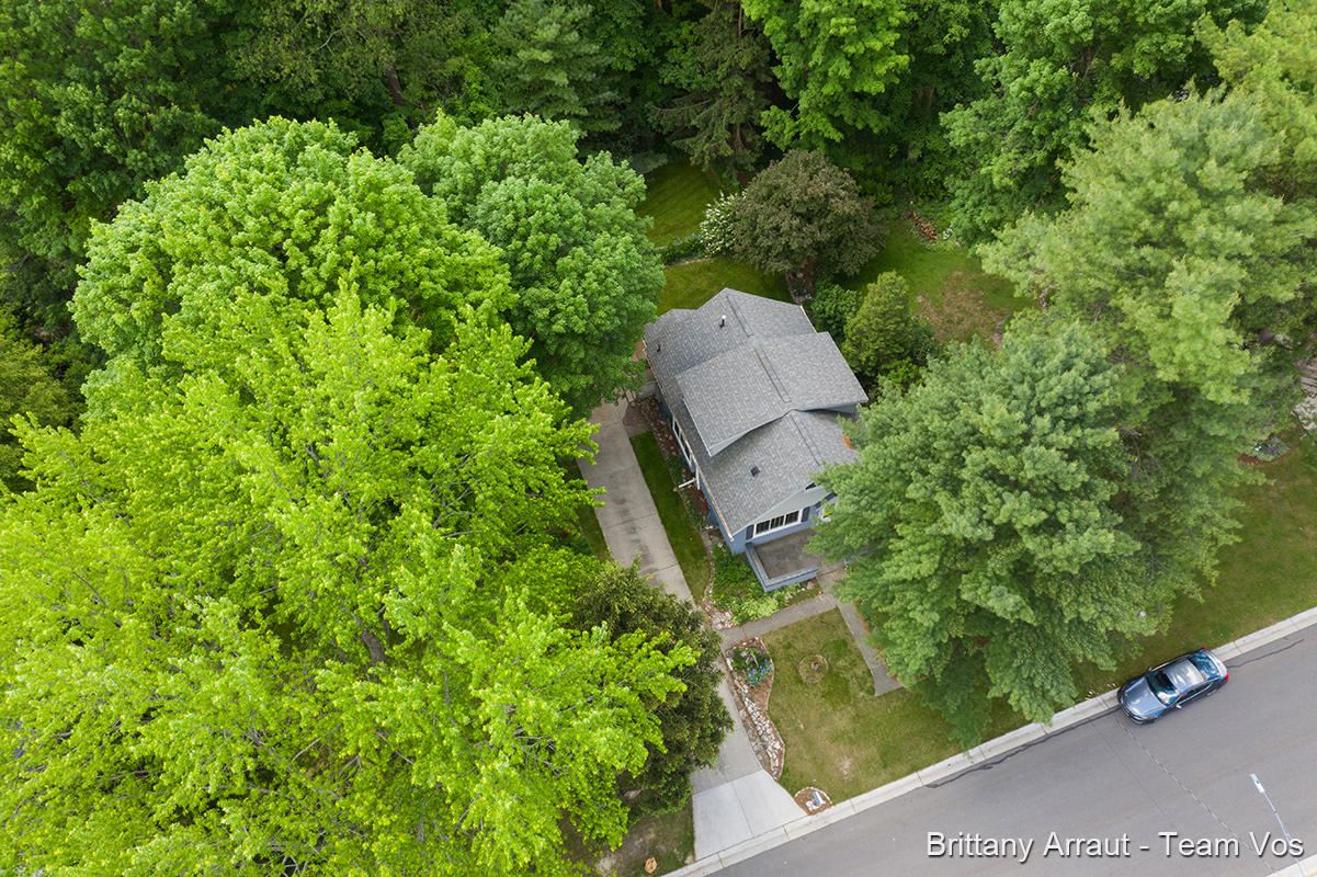 Bridge St, Rockford, MI 49341