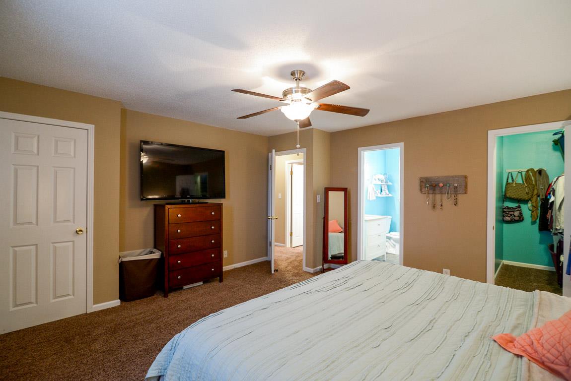 Pembrook Pl, Clarksville, TN 37042