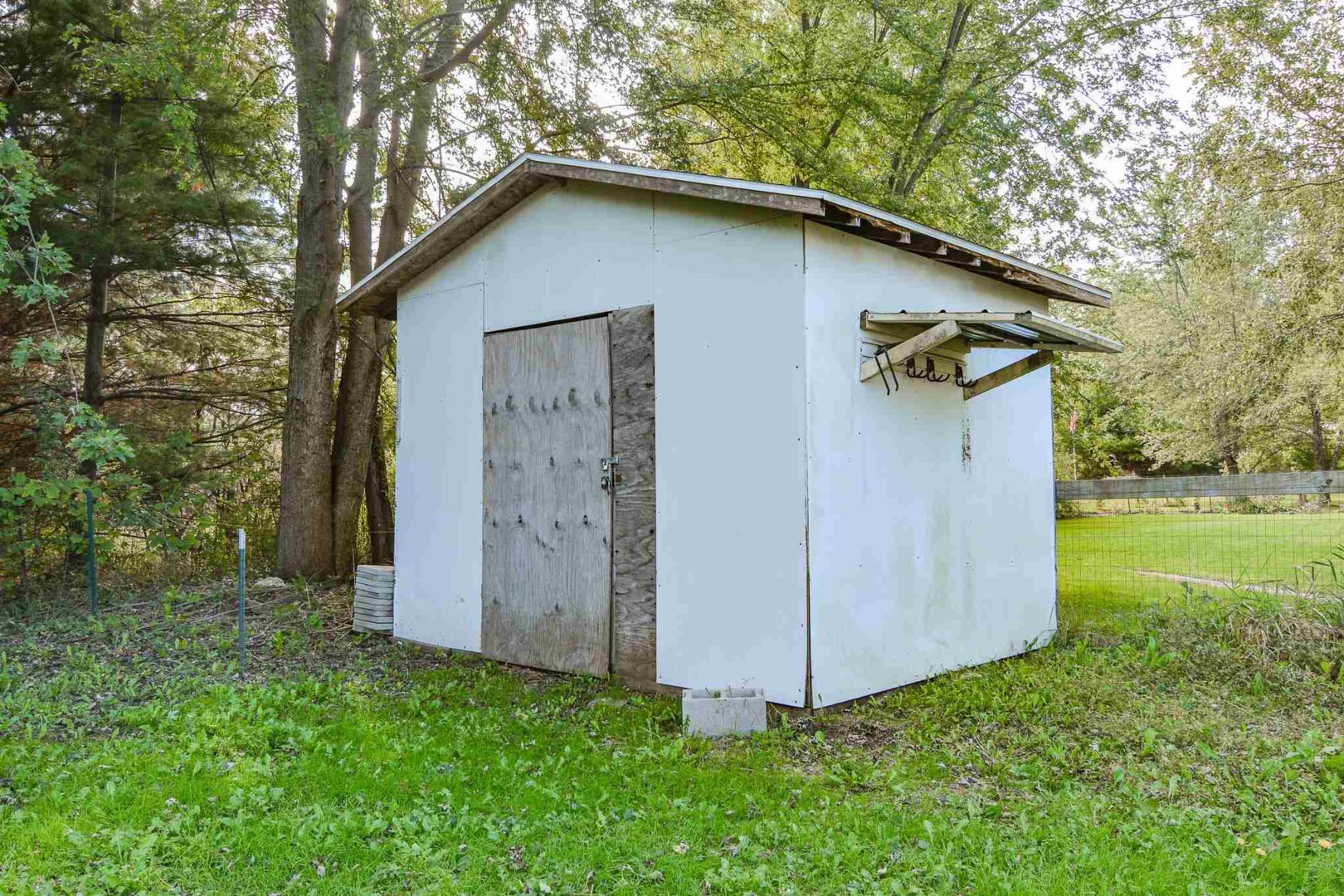200 , Warsaw, IN 46580
