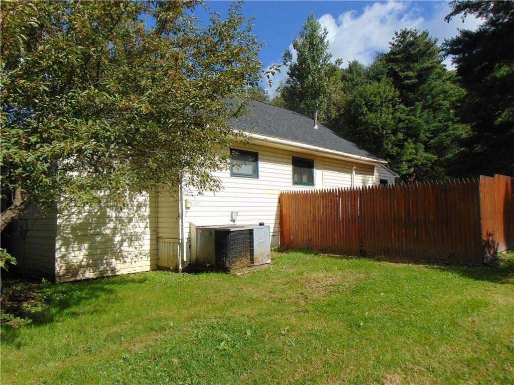 Kendall Ave, Bradford, PA 16701