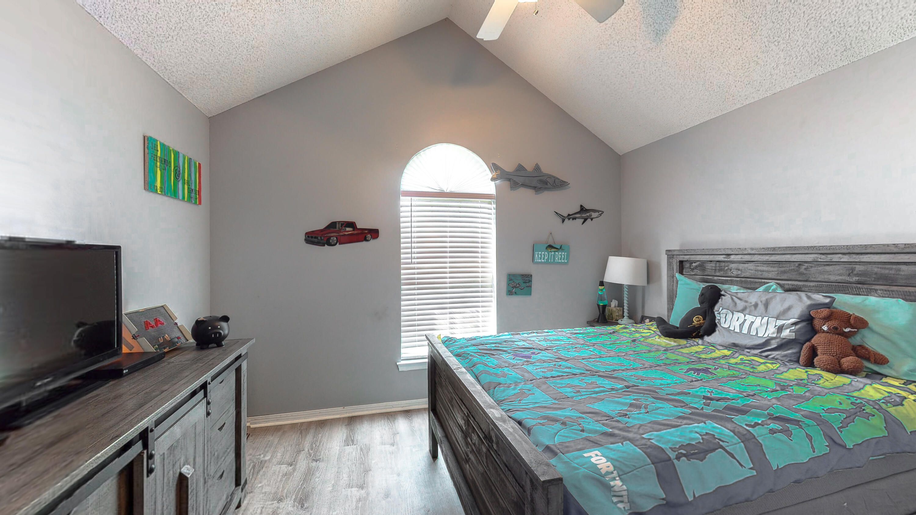 Kerra Ln, Navarre, FL 32566