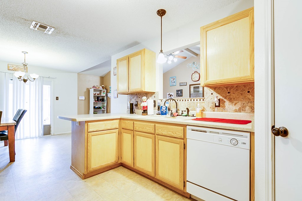 George Ln, San Angelo, TX 76905