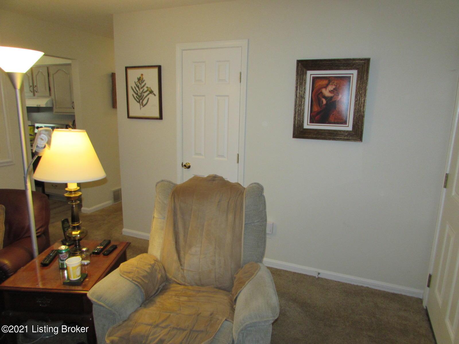 Dolphin Ct, Louisville, KY 40299 #1
