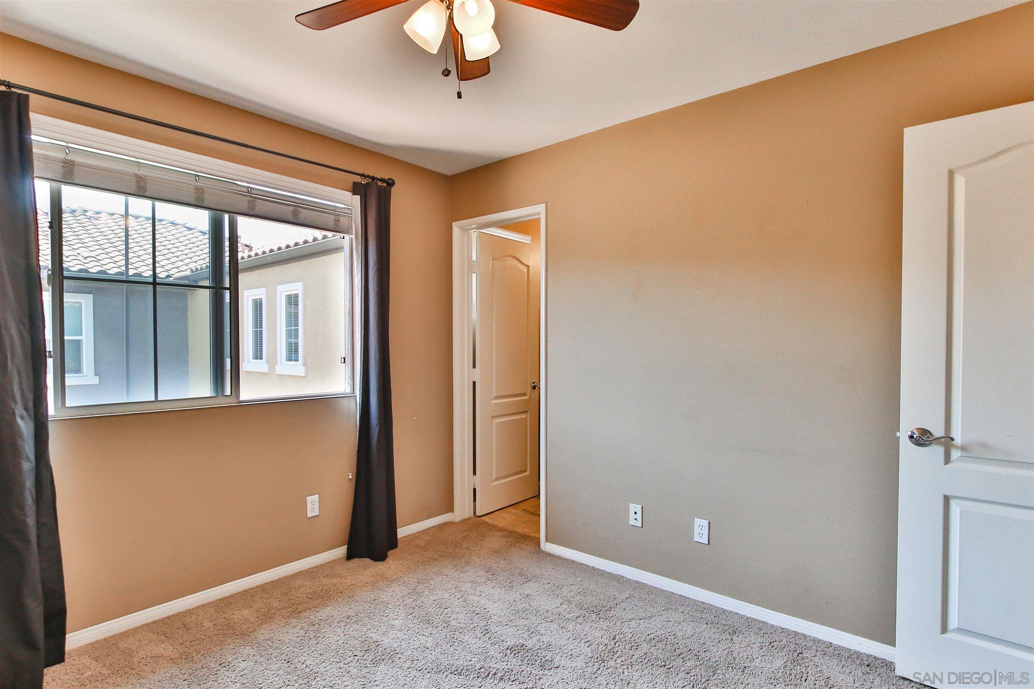 Via Sovana , Santee, CA 92071