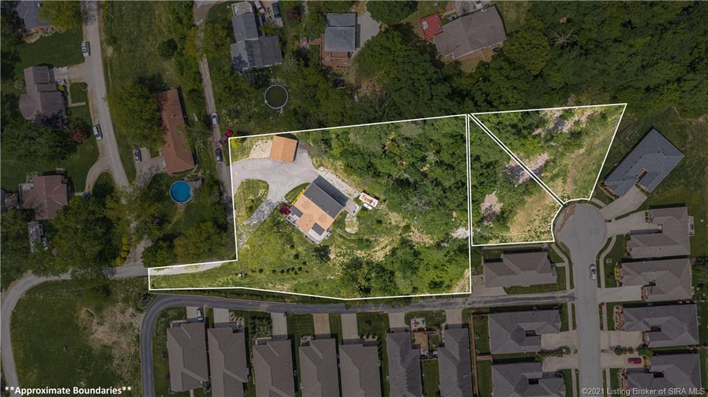 Kaufer Dr, New Albany, IN 47150
