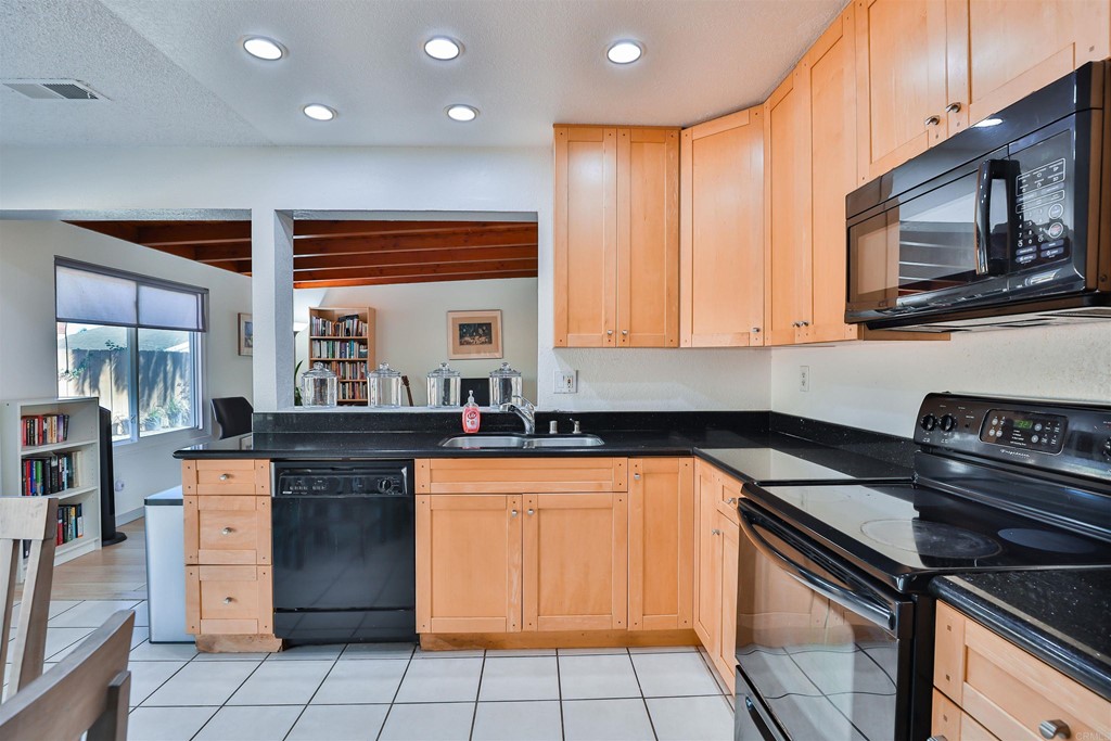 Markab Dr, San Diego, CA 92126 #1
