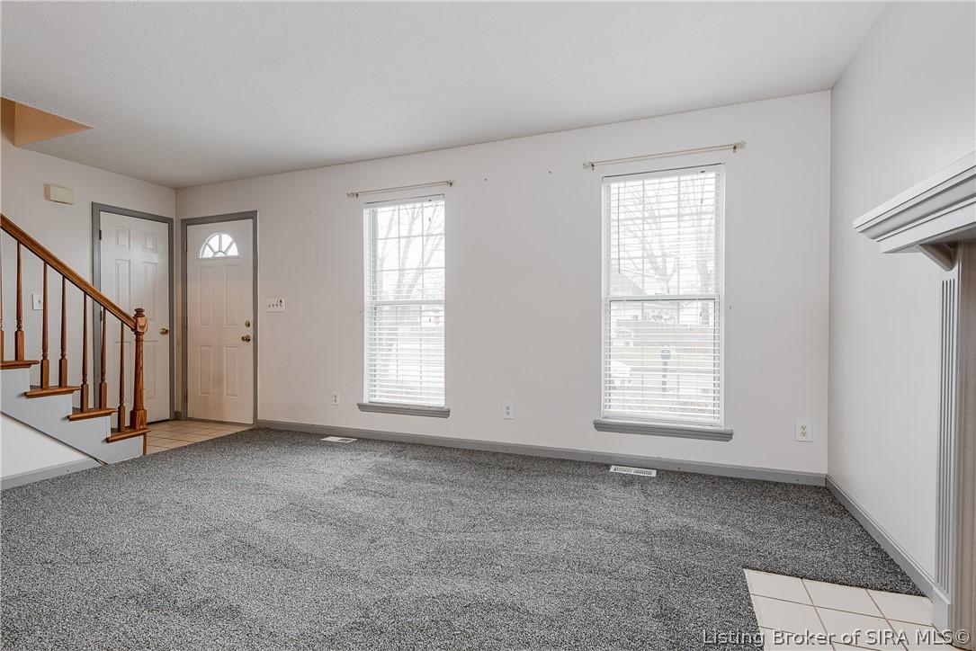 Vale Ct, New Albany, IN 47150 #1