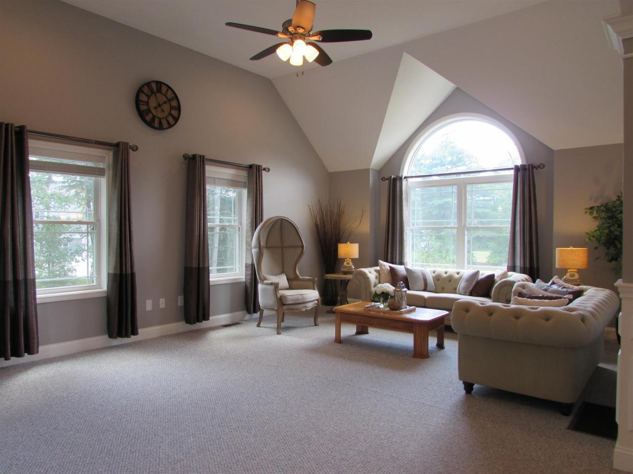 Mountain Rd, Concord, NH 03301