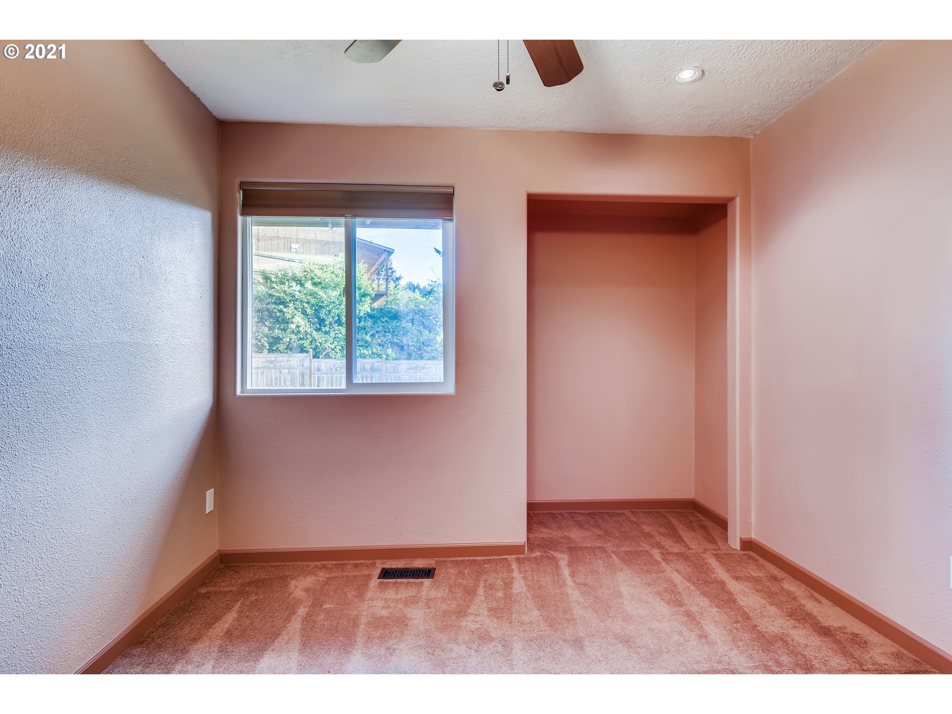 Westgate Way, Happy Valley, OR 97086