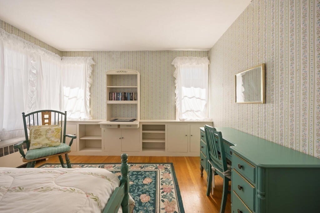 Everett Ave, Winchester, MA 01890