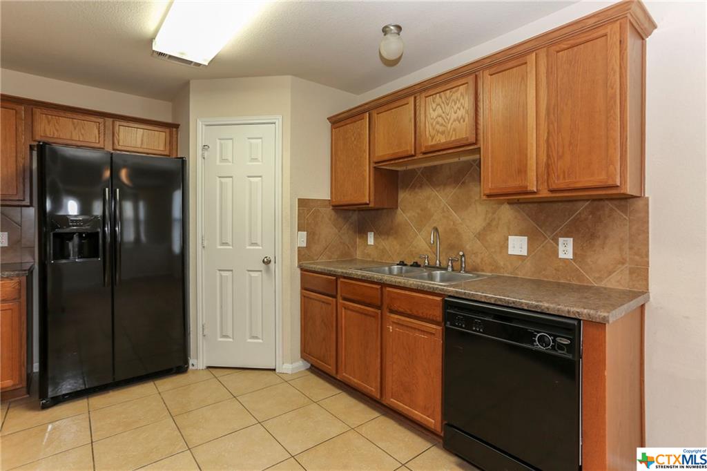 Griffith Loop, Killeen, TX 76549 #1