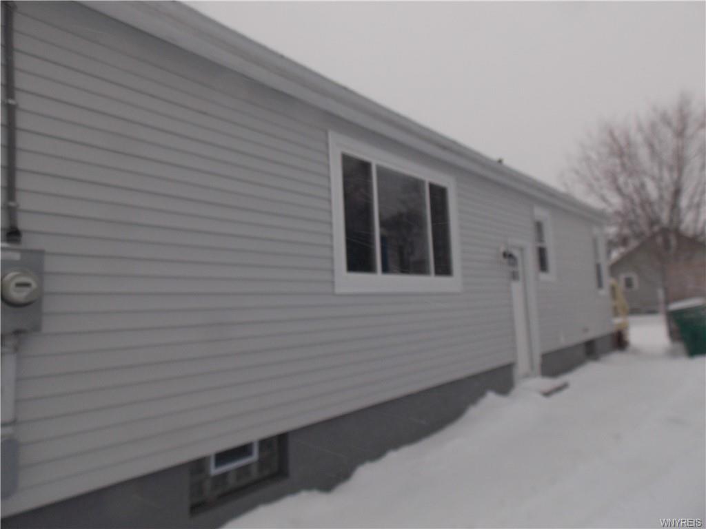 62nd St, Niagara Falls, NY 14304