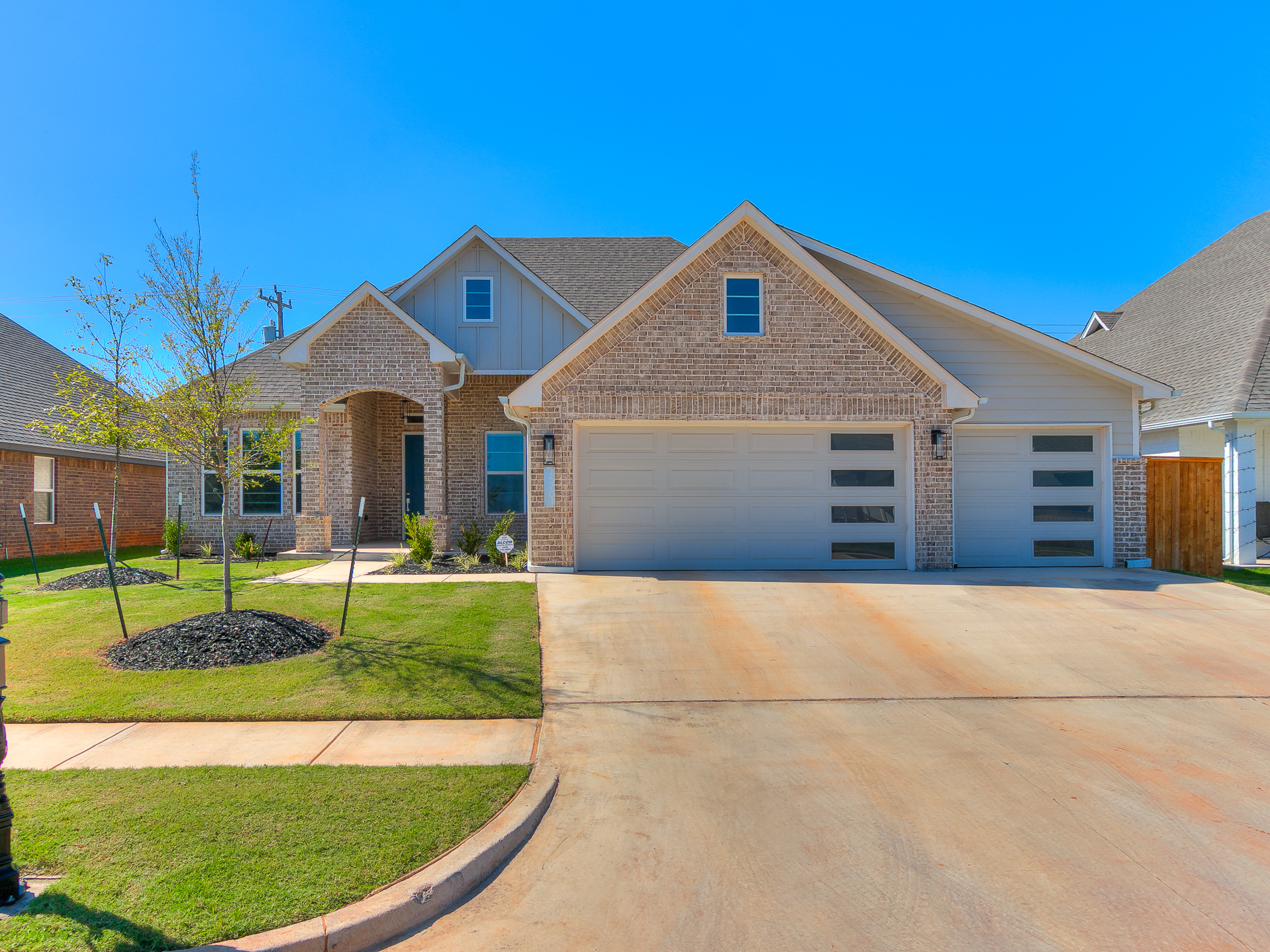 Capri Ln, Edmond, OK 73013 #1