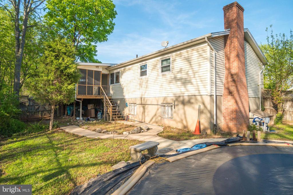 Deward Ct, Manassas, VA 20109