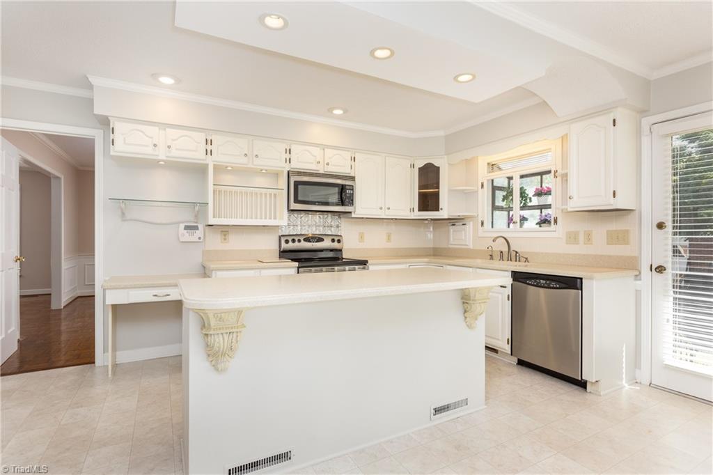 Heathcliff Pl, Winston Salem, NC 27104 #1