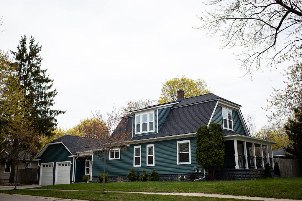 Lewis St, Rockford, MI 49341