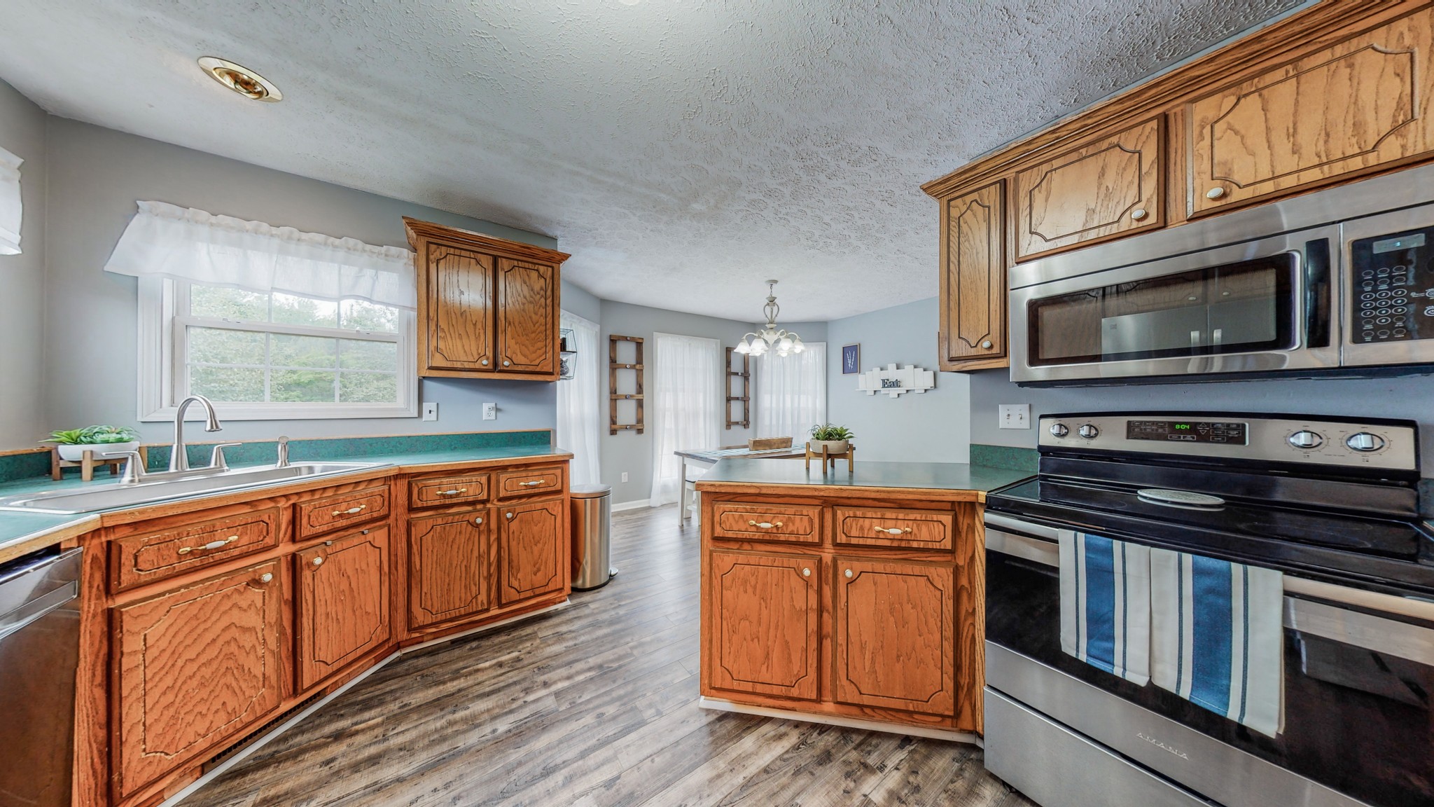 Sara Acres Dr, Tennessee Ridge, TN 37178 #1