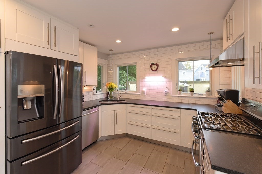 Elm Ct, Andover, MA 01810