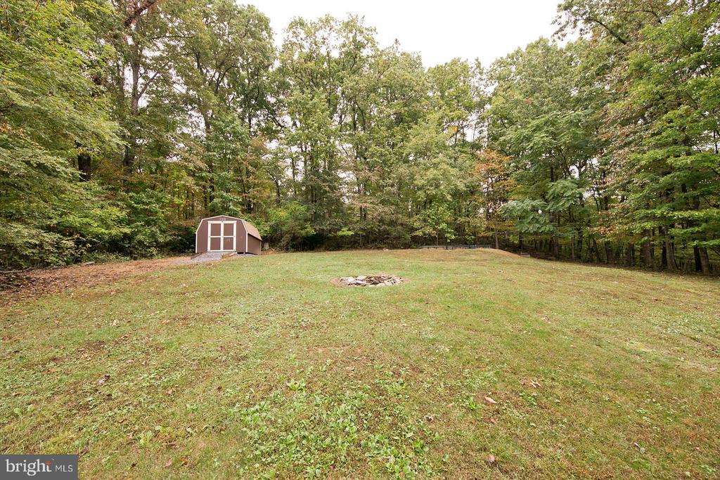 Vaught Dr, Front Royal, VA 22630