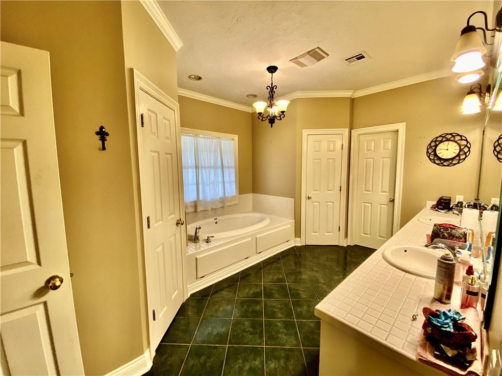 Willene Ln, Sulphur, LA 70663