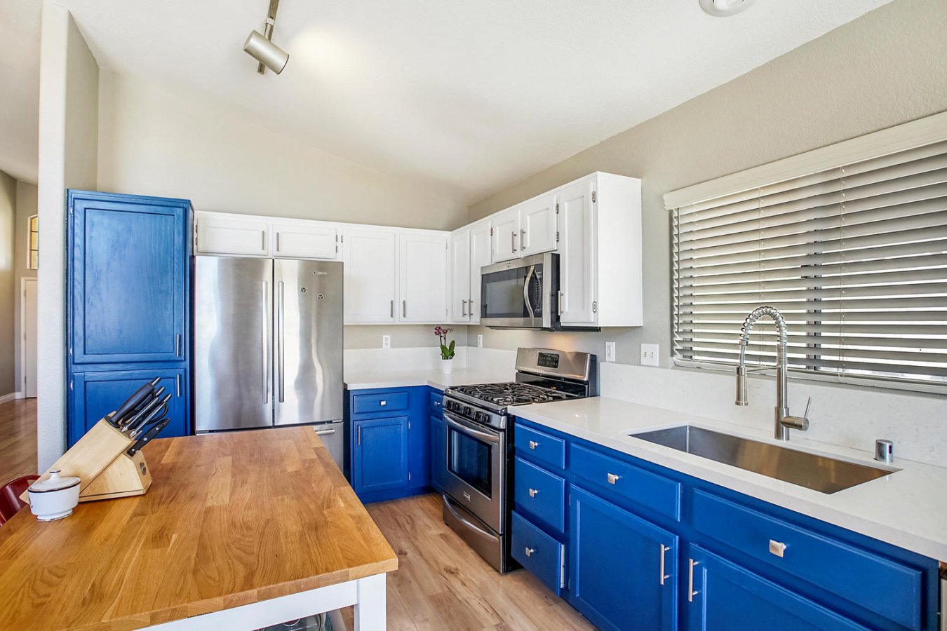 Sea Side Dr, North Las Vegas, NV 89031