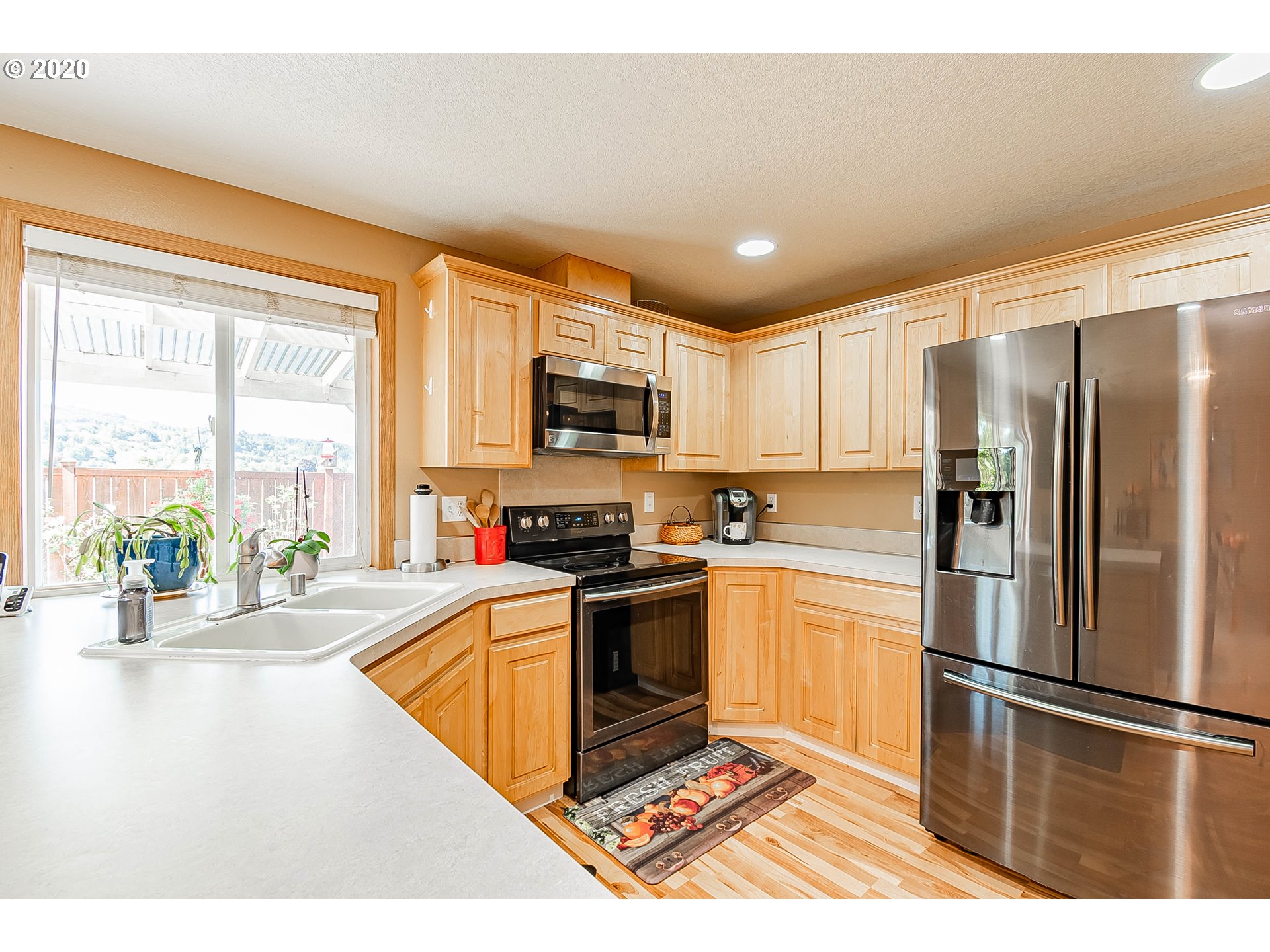 Adams Dr, Kelso, WA 98626 #1