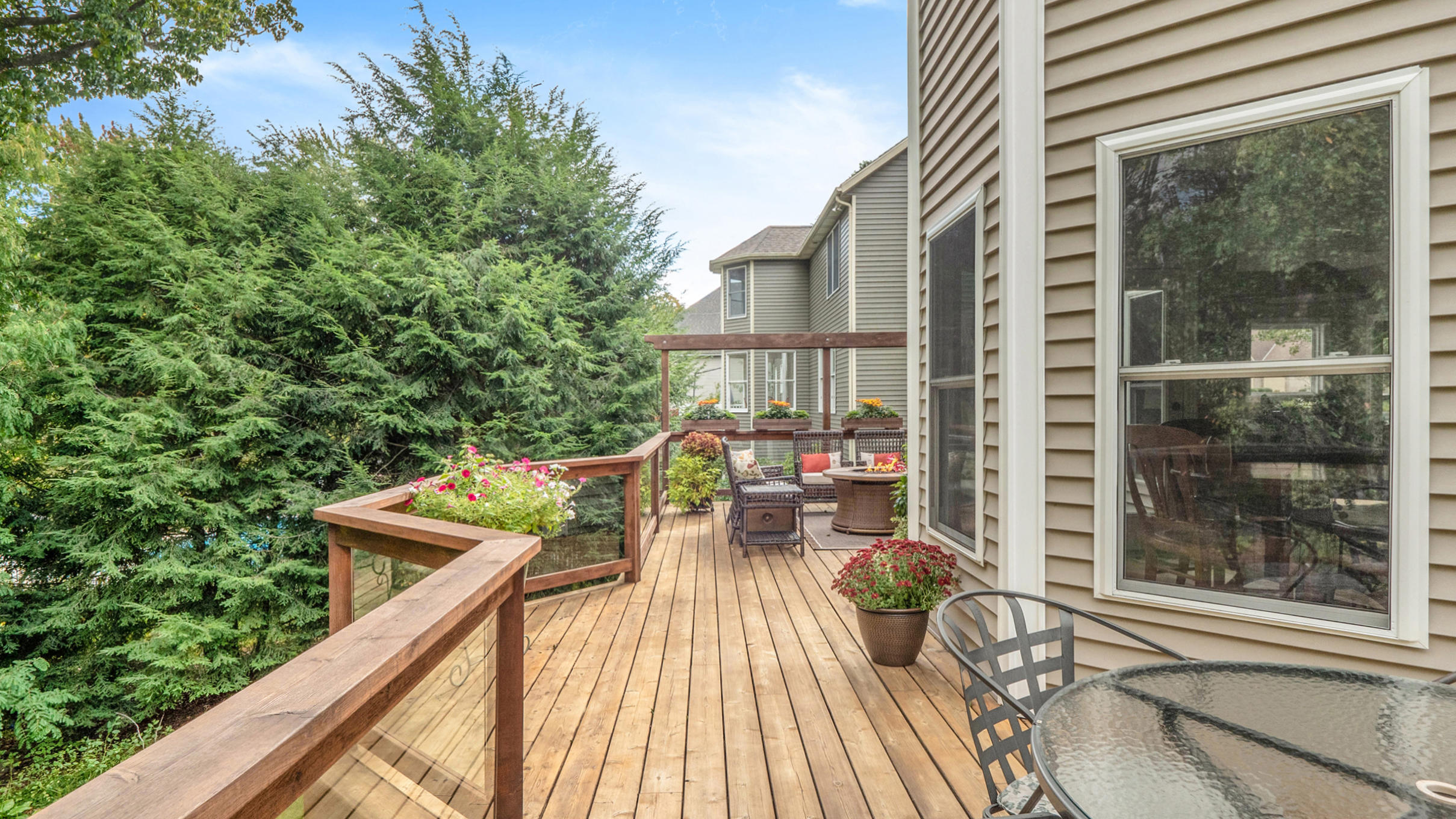 Highbanks Ct, Holland, MI 49424