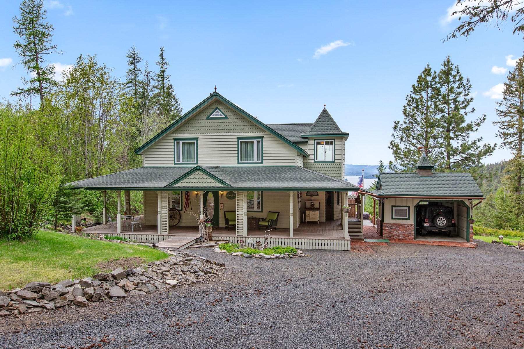 Victorian Country Home with Lake View