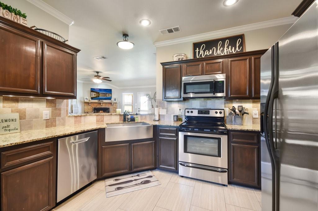 Angela Dr, Liberty Hill, TX 78642