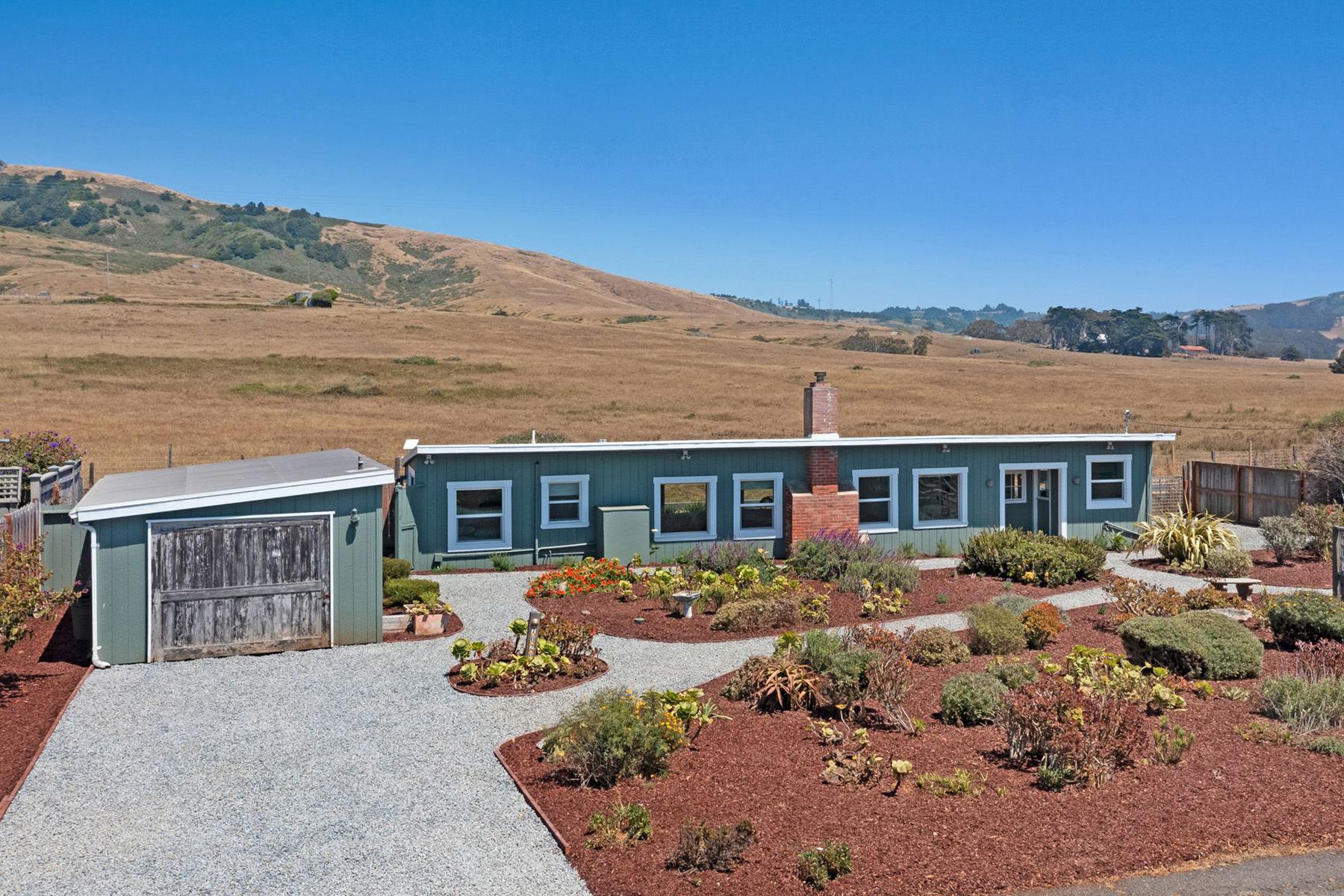 7024 Cliff Avenue, Bodega Bay, CA 94923