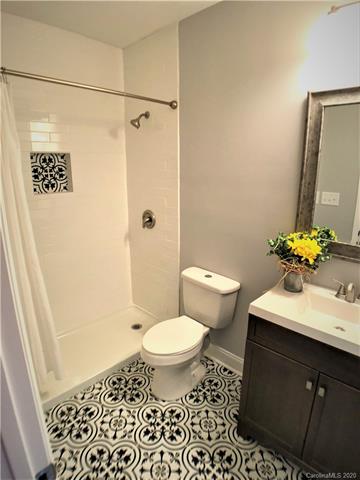 13th St, Cramerton, NC 28032