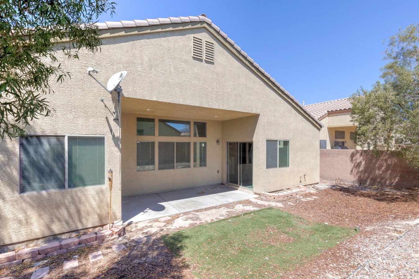 Bruce St, North Las Vegas, NV 89086
