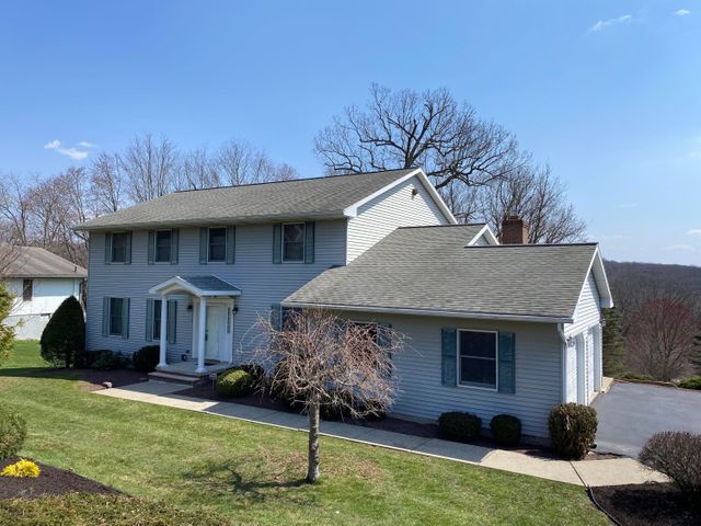 Kingswood Dr, Dallas, PA 18612 #1