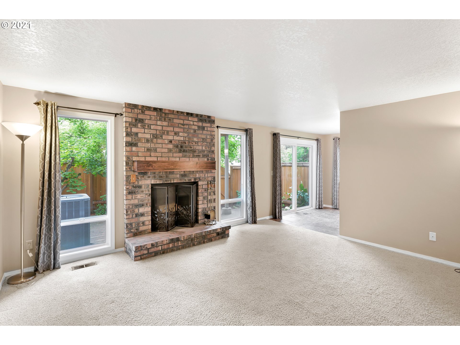 Rosa Dr, Beaverton, OR 97078 #1