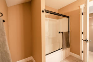 Lynda Ln, Bend, OR 97701