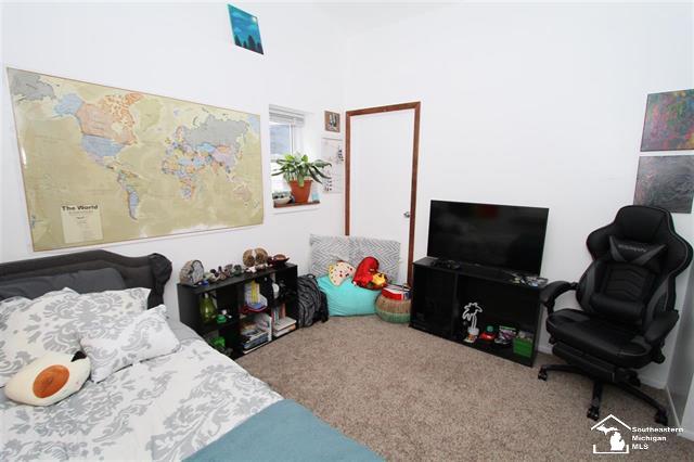 Lotus Dr, Erie, MI 48133