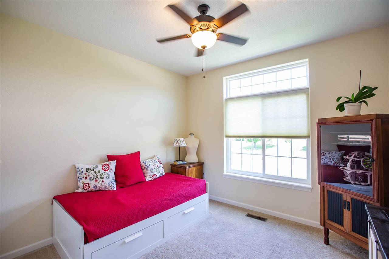 Eagles Landing Dr, Manhattan, KS 66502