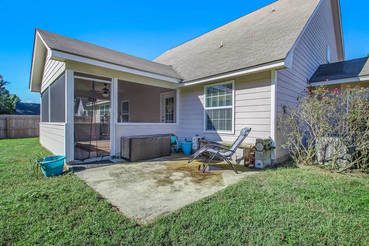 Tori Dr, Saint Marys, GA 31558