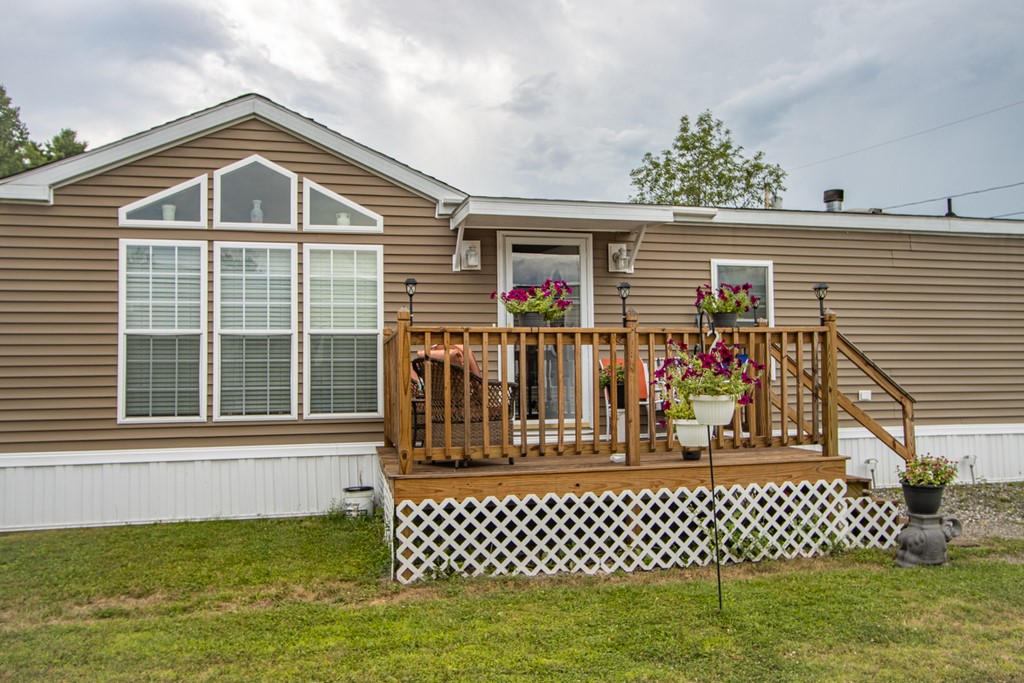 H St, Bangor, ME 04401