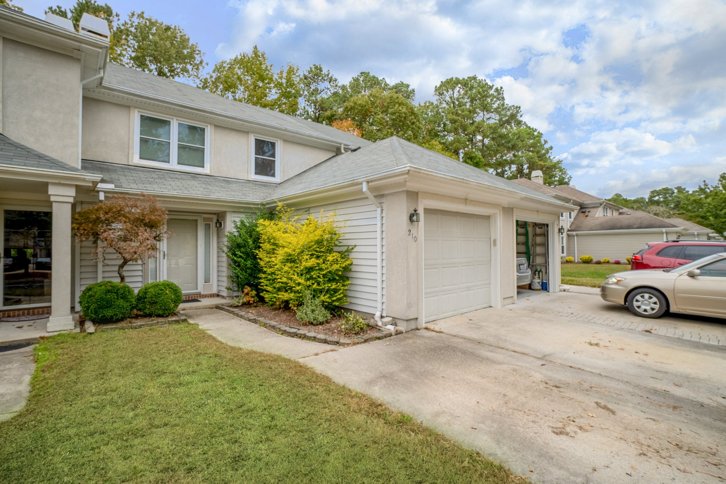 Esplanade Pl, Chesapeake, VA 23320 #1