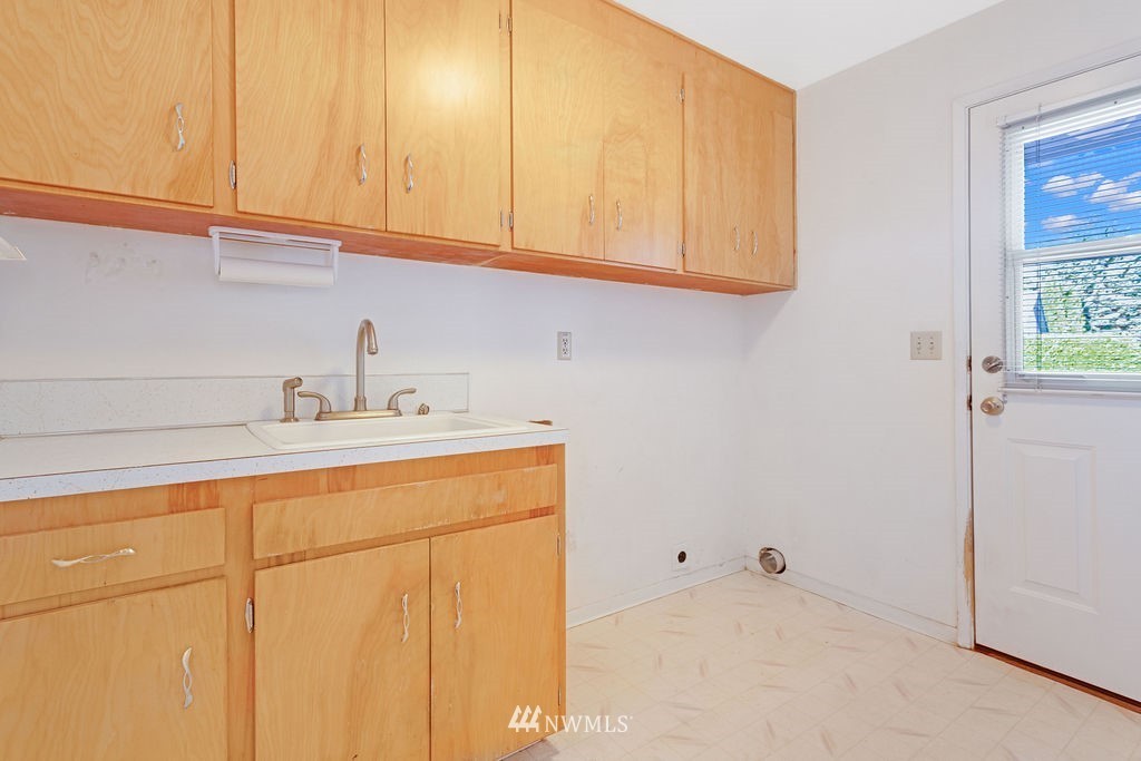 Bluff Dr, Moses Lake, WA 98837