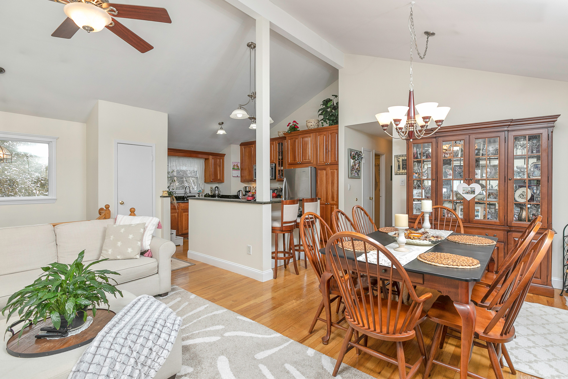 Winnie Rd, Center Moriches, NY 11934