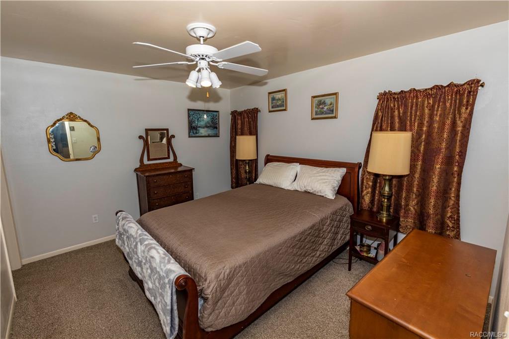 Lochview Ter, Crystal River, FL 34429
