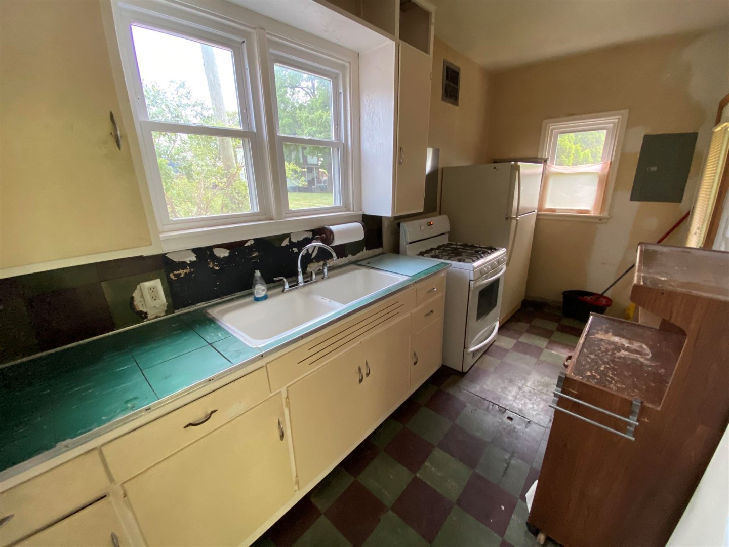 Francis St, Fort Wayne, IN 46803 #1