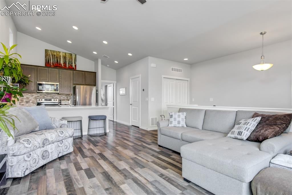 Parkwood Trl, Colorado Springs, CO 80918